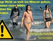 Strandurlauber in Tunesien - Nicht so weit ins Wasser gehen