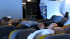 Kissenschlacht auf dem Lufthansa-Flug LH687LH687