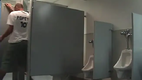 Toiletten Trickshot