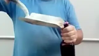 Mal ein Bier mit der Schaufel �ffnen