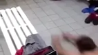 Weee! in der M�nnerumkleide